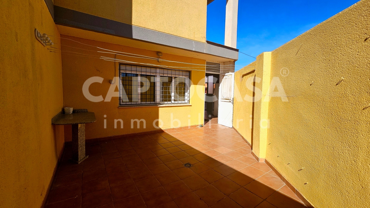 https://captocasa.es/storage/images/141/9e3c2f3d-7b2a-426e-9a0d-bbb0f9597e6f.jpeg