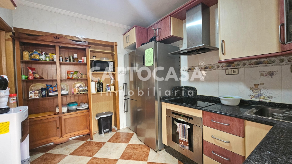 https://captocasa.es/storage/images/164/9ebe4604-716f-4905-b47b-561c8bf6f422.jpeg
