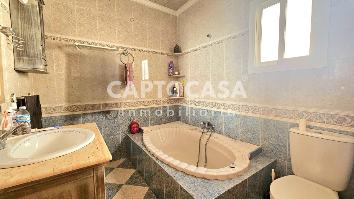 https://captocasa.es/storage/images/164/9ebe4610-7cfa-4aad-a739-20bd9d4742a9.jpeg