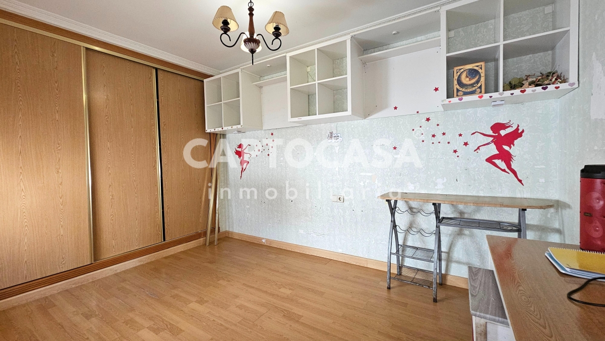 https://captocasa.es/storage/images/164/9ebe4612-1cff-4895-9db8-56840708f4e1.jpeg