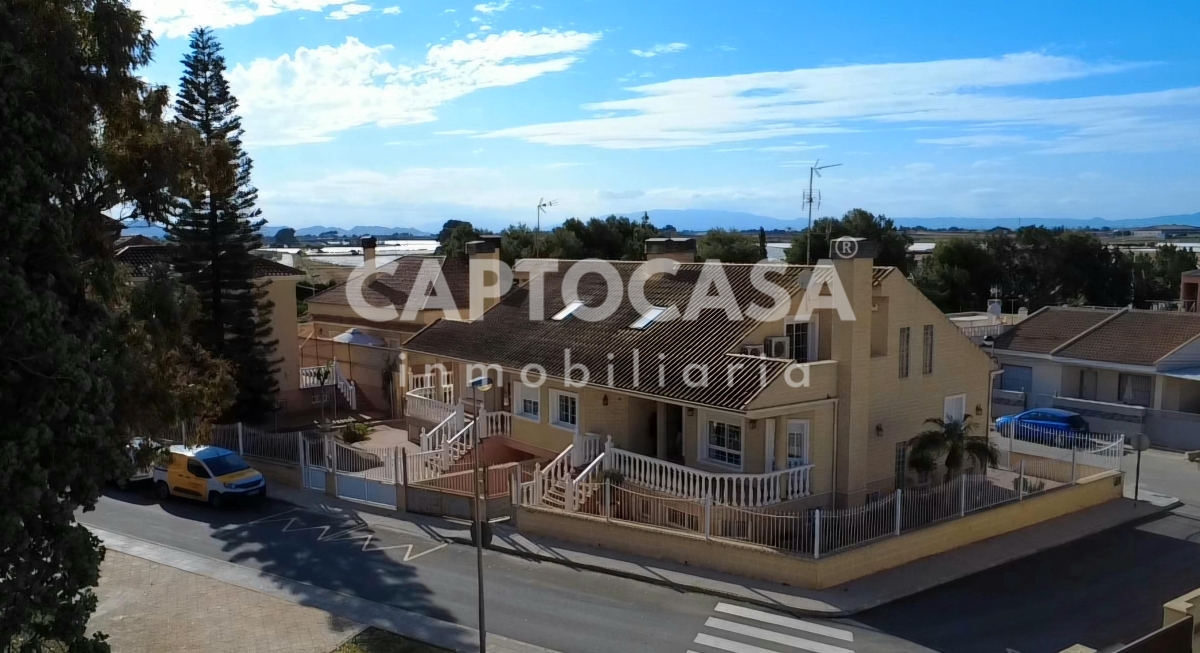 https://captocasa.es/storage/images/166/9edcf5cd-a888-4c0f-ac27-88a0d9c4a634.jpeg