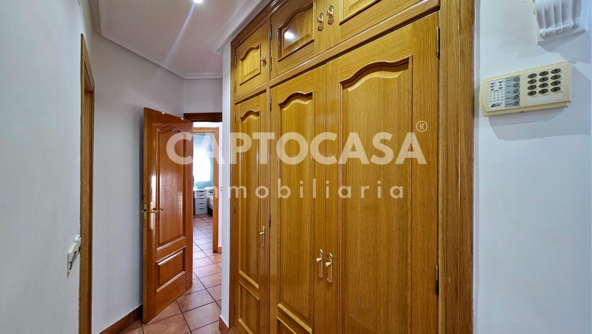 https://captocasa.es/storage/images/166/9edcf5ff-3cf7-4ce6-b933-67f1d7f69958.jpeg