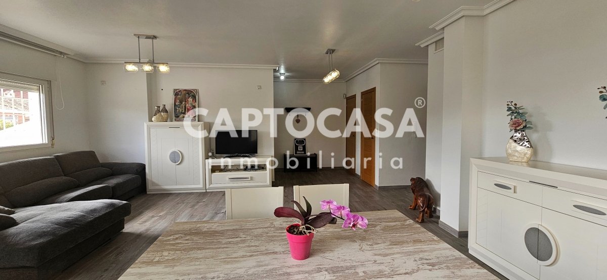 https://captocasa.es/storage/images/167/9ee53760-541c-43b3-a678-1e65d1e27005.jpeg