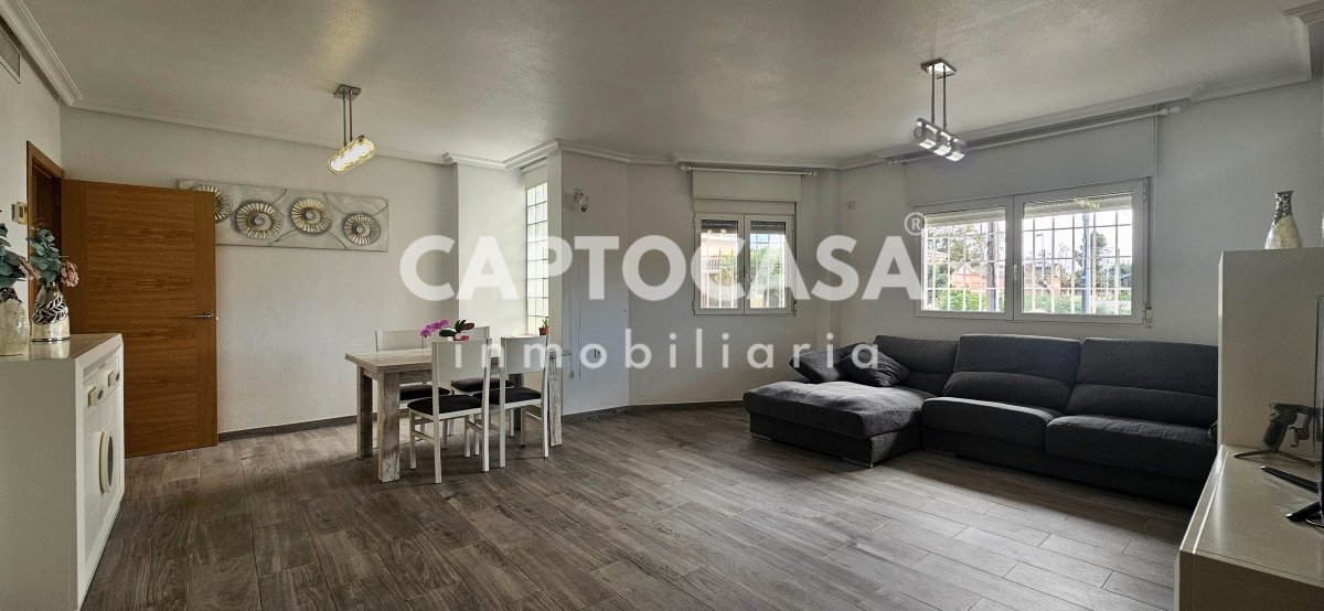 https://captocasa.es/storage/images/167/9ee53761-bfd1-4b72-bb16-3beda31e7cac.jpeg