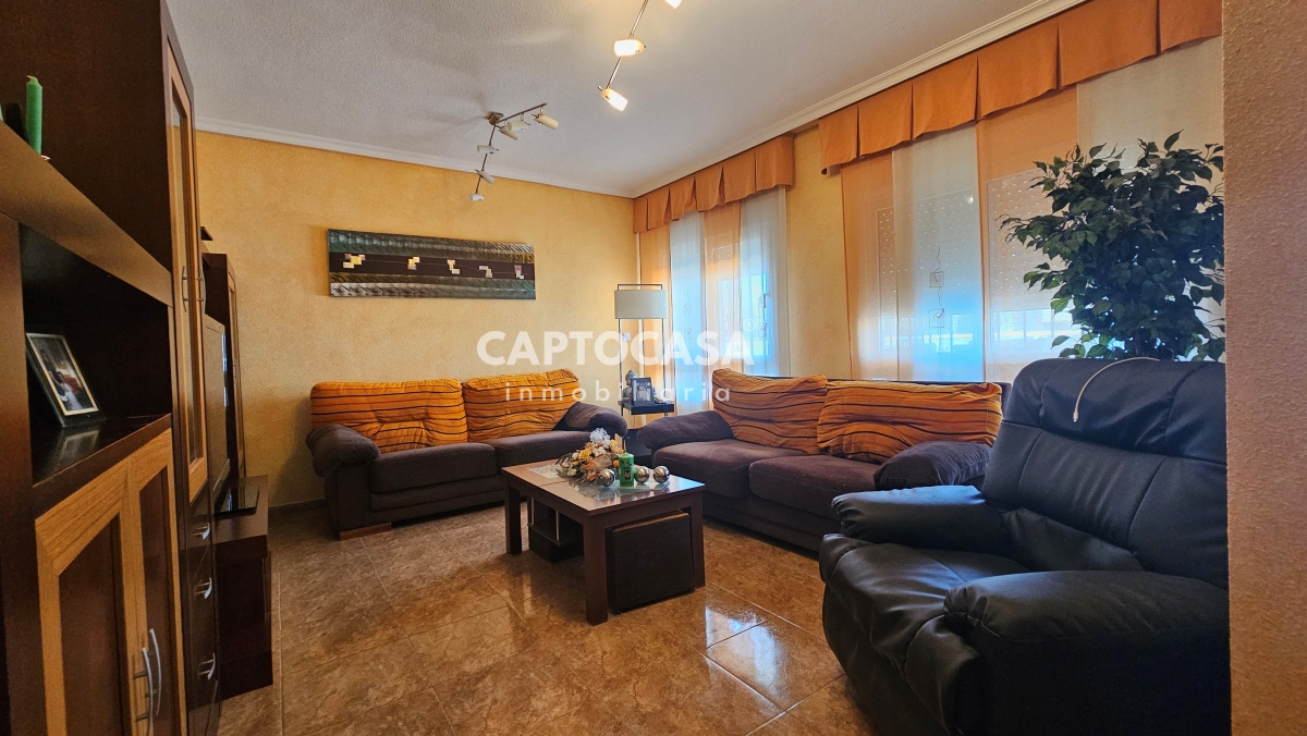 https://captocasa.es/storage/images/170/9f06bd91-4ad4-4f7c-aa28-608adda3e0e2.jpeg