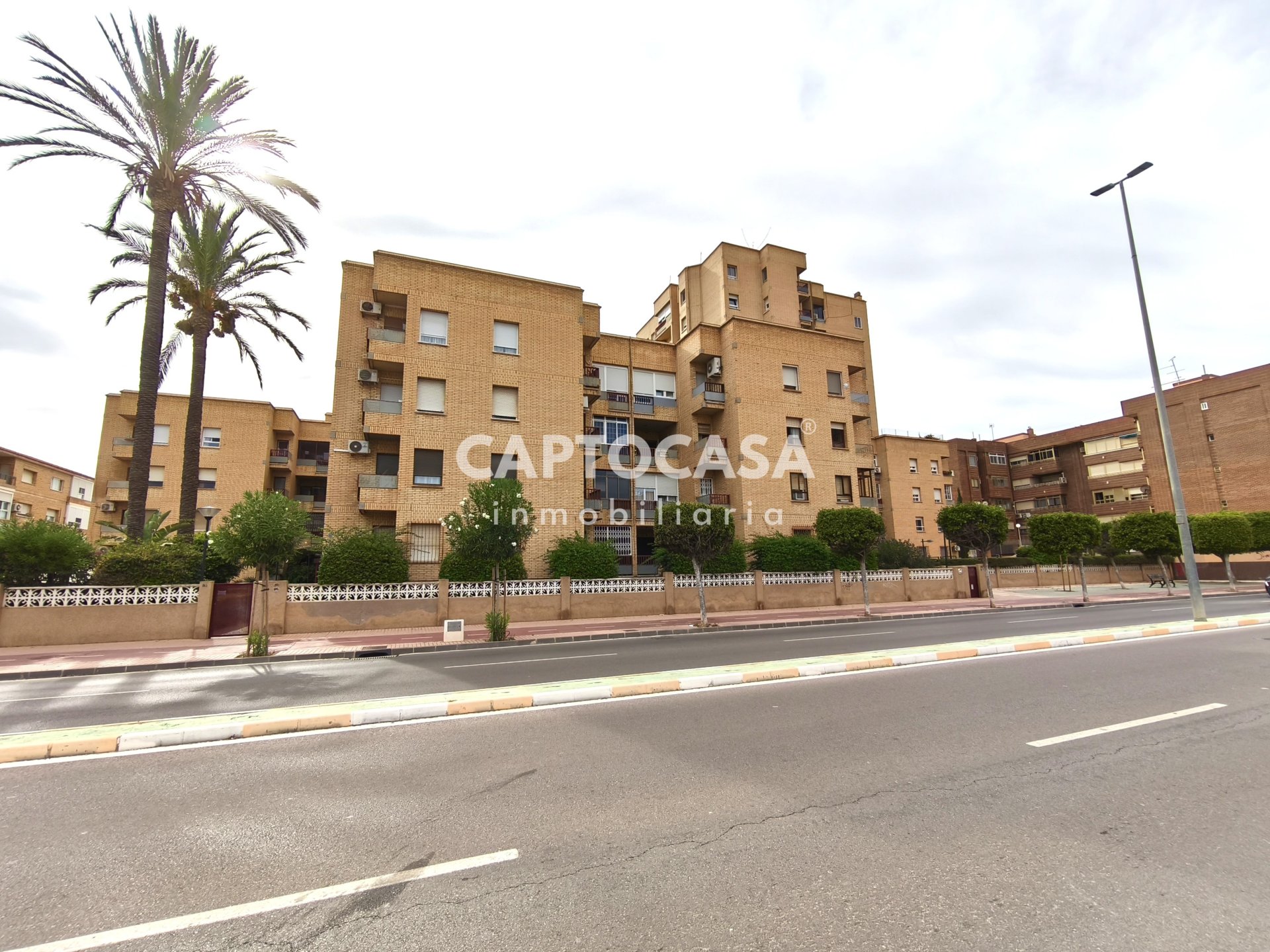 https://captocasa.es/storage/images/178/9fc9eb41-e550-4d6e-b4df-0060cee72930.jpeg