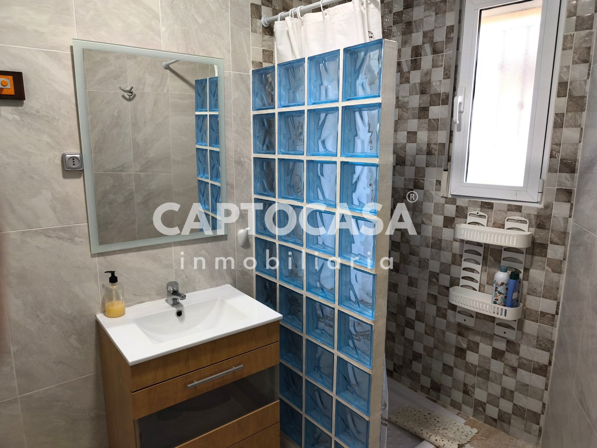 https://captocasa.es/storage/images/184/a00c5482-fb2b-4900-8167-933b85c497c7.jpeg