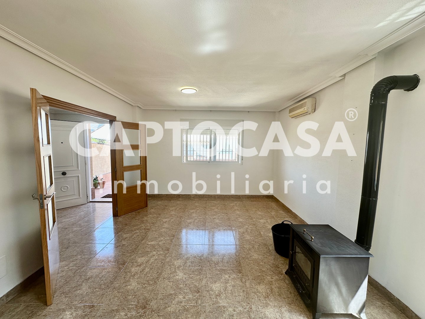 https://captocasa.es/storage/images/214/a1f9bb5e-bbd9-46ab-8e40-b70fa4a8f649.jpeg