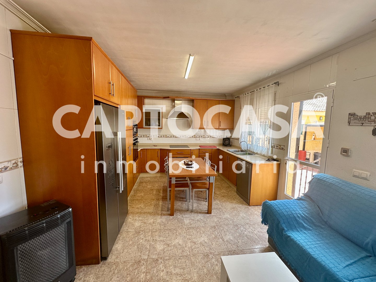 https://captocasa.es/storage/images/214/a1f9bb69-82ca-4bf6-8aee-5590fcafc681.jpeg