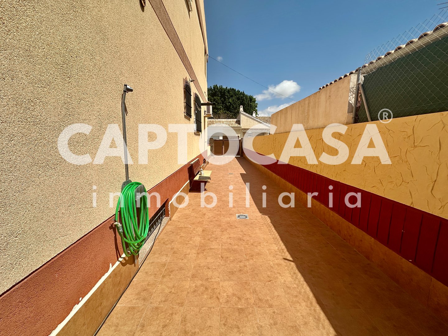 https://captocasa.es/storage/images/214/a1f9bb73-8d84-4185-a536-847bcdb3d172.jpeg