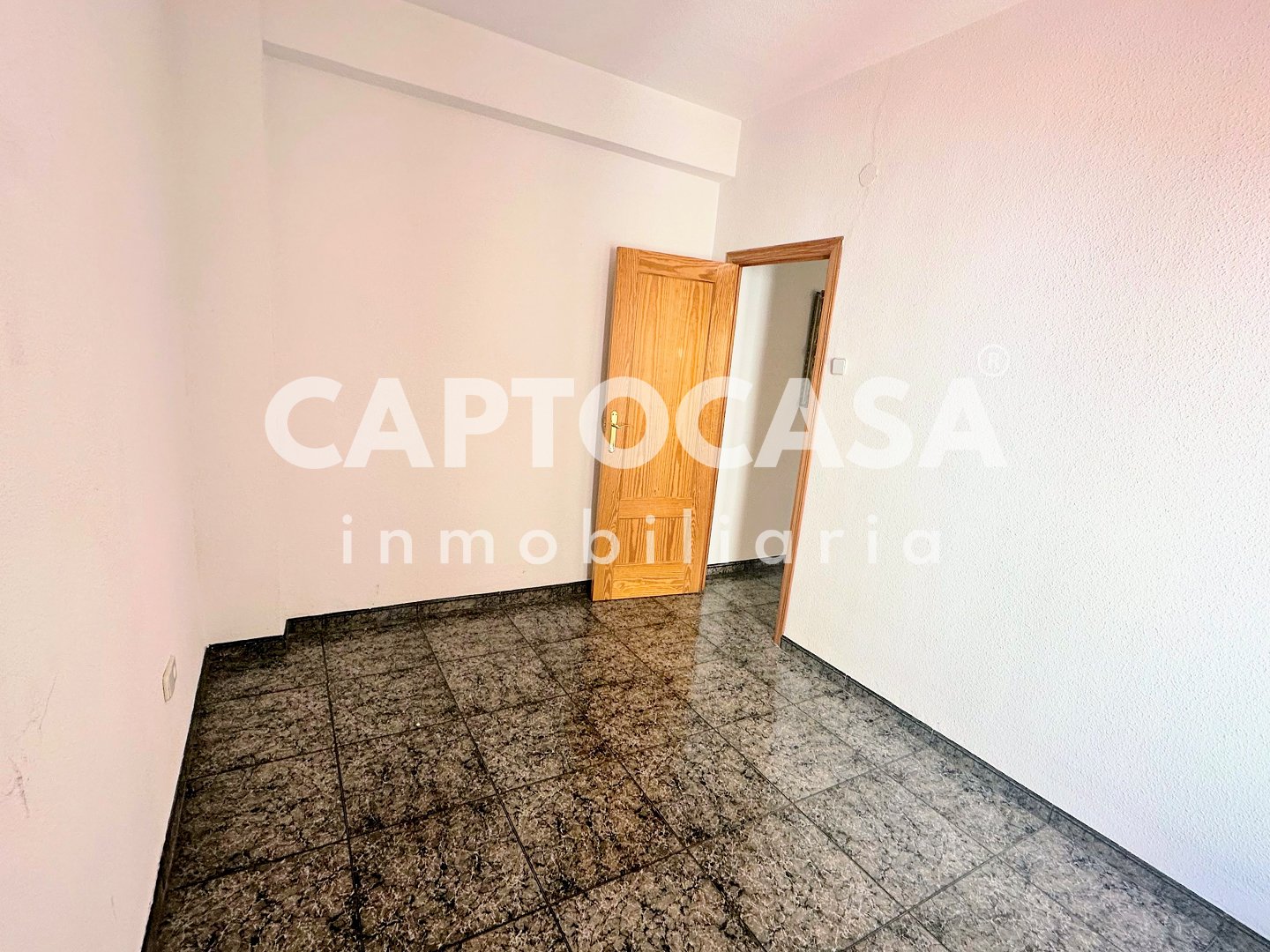https://captocasa.es/storage/images/215/a21bd6d3-71d5-4fbd-a338-12517025d4be.jpeg