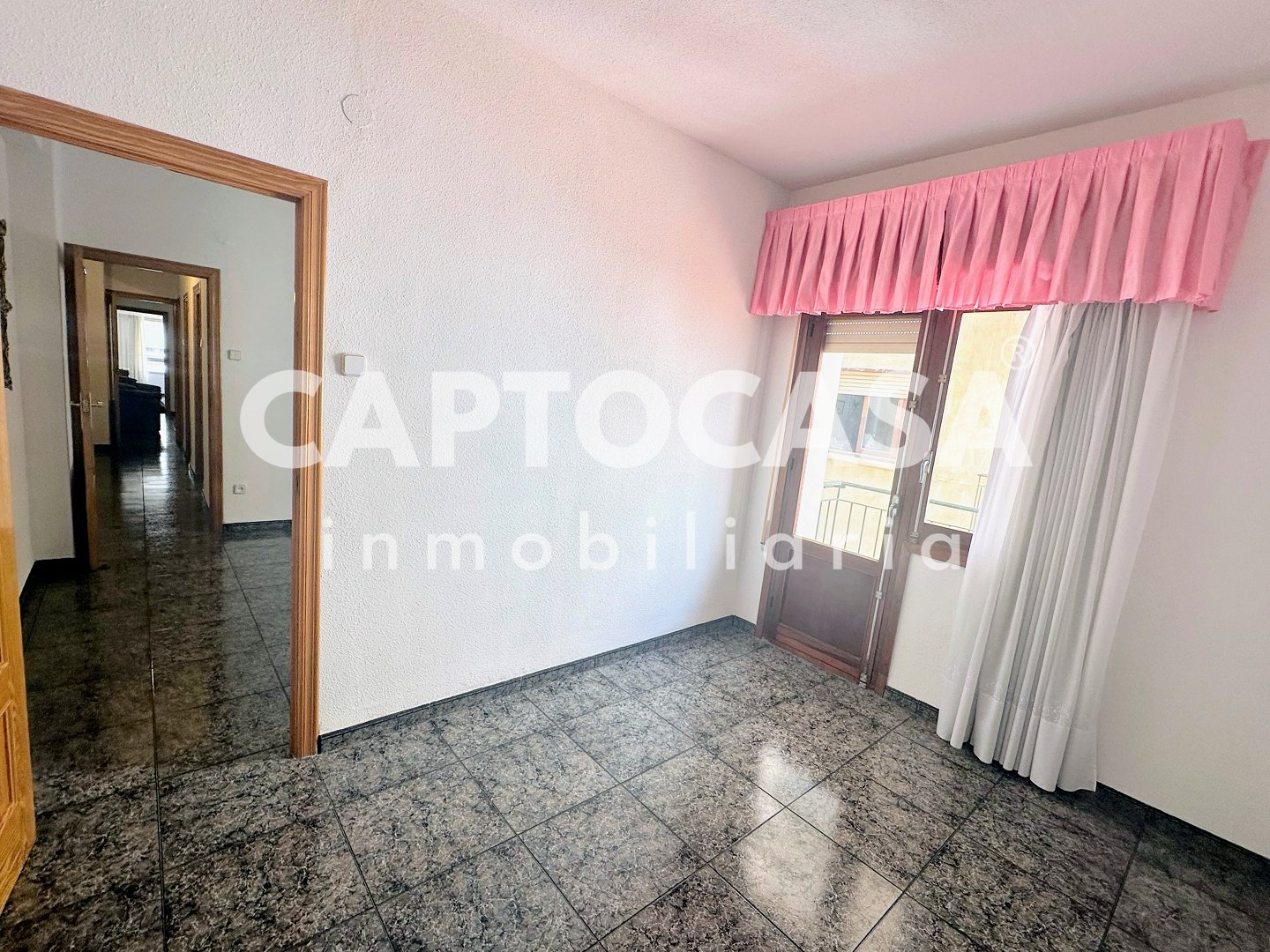 https://captocasa.es/storage/images/215/a21bd6d5-4b65-4b92-b33e-9f6dc48c8ae4.jpeg