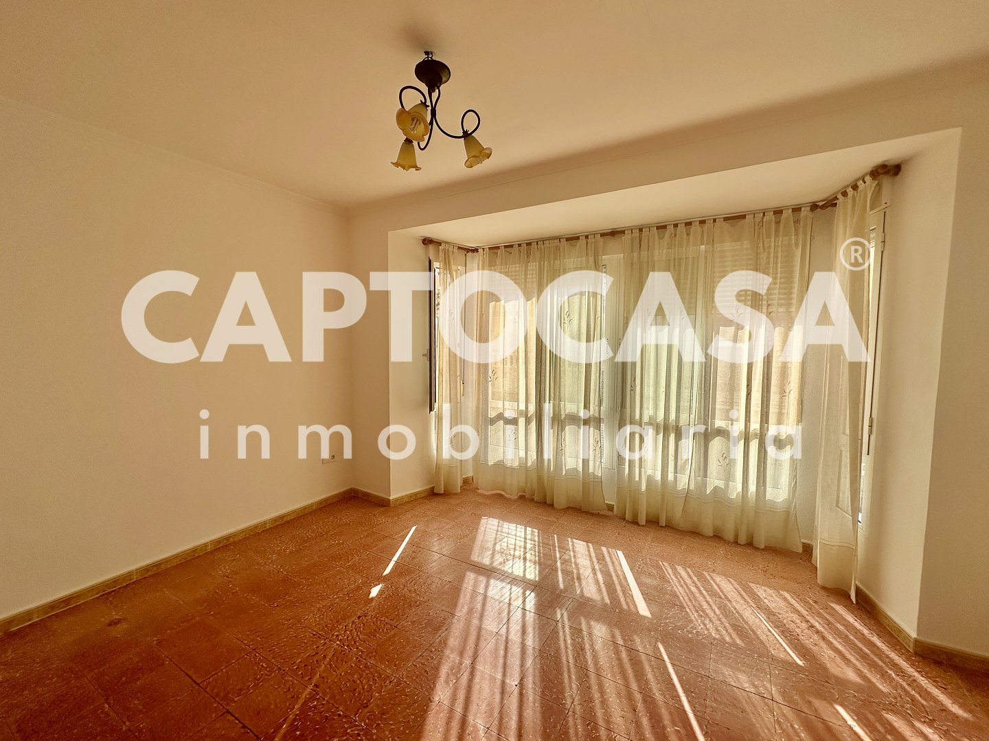 https://captocasa.es/storage/images/219/a23fa594-7ee3-499b-875e-01fb09527281.jpeg