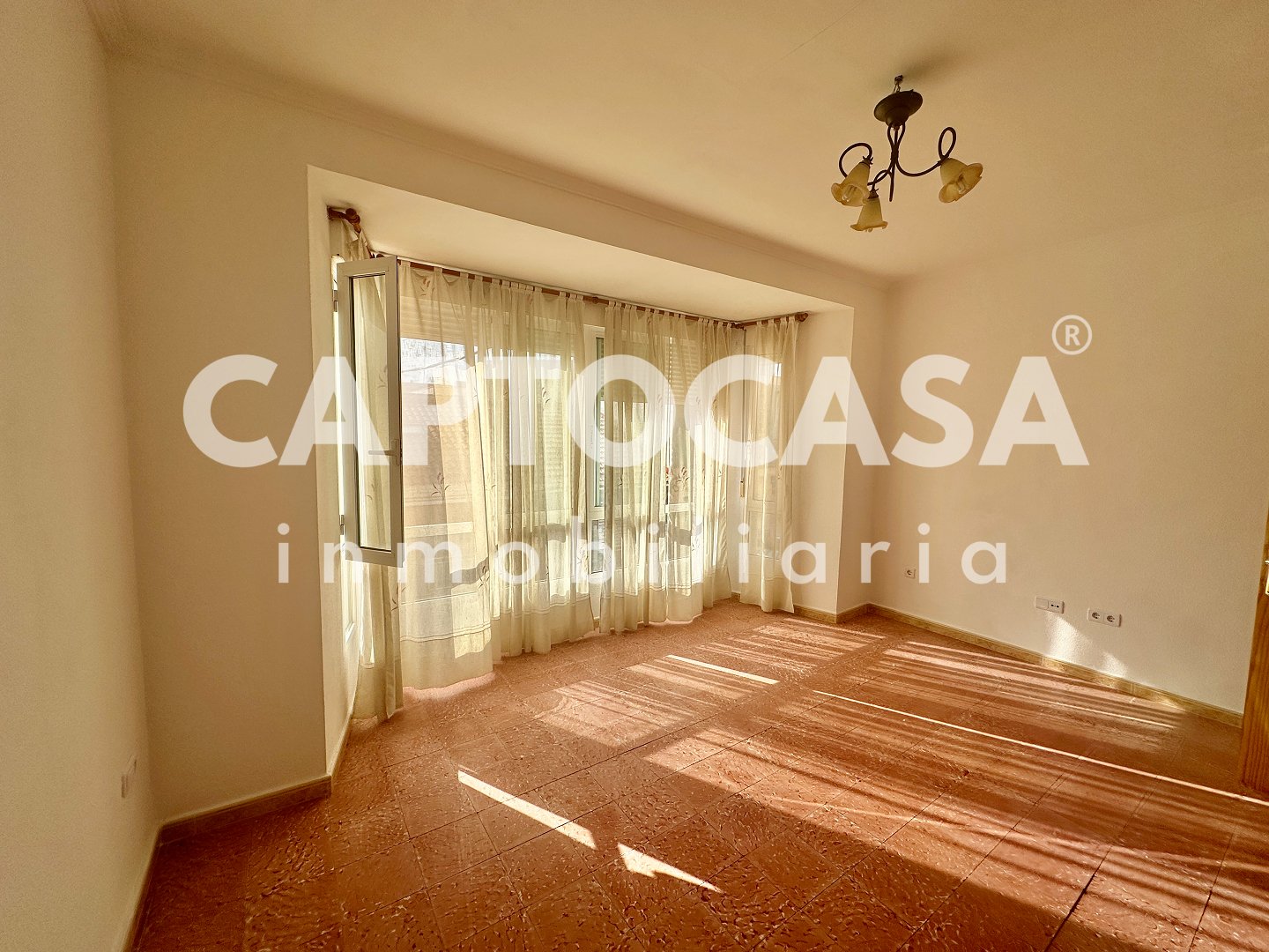 https://captocasa.es/storage/images/219/a23fa598-062a-4650-9e1e-3b867f8eddf3.jpeg
