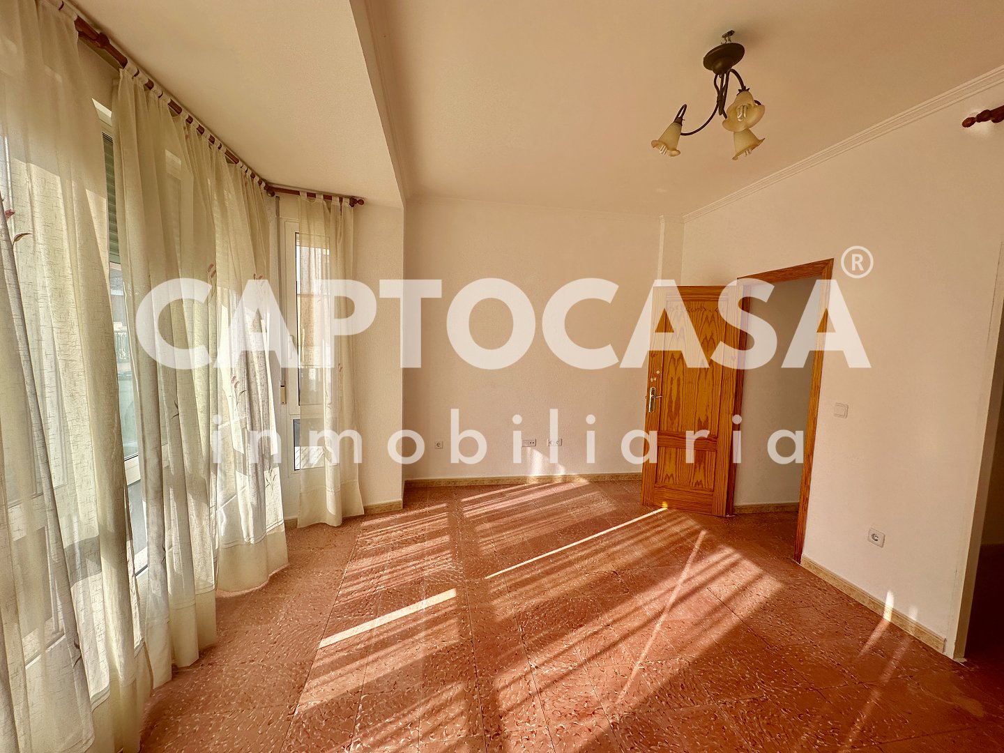 https://captocasa.es/storage/images/219/a23fa599-b6c7-40b2-a9cd-fb0ca3184757.jpeg
